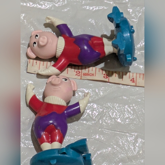 McDonald's toy figures - Picture 1 of 3